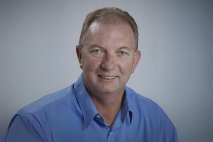 Steve Lange
